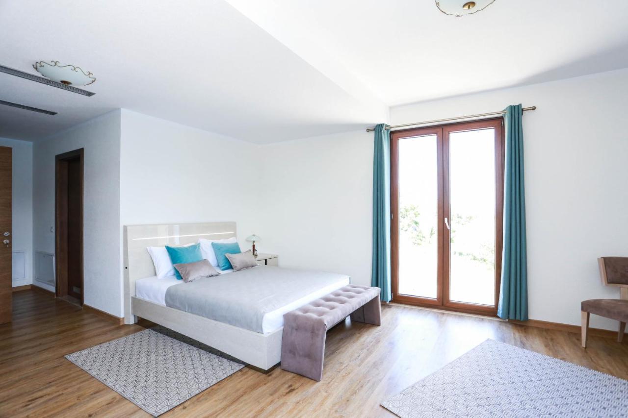 Villa Semiramis Tivat Dış mekan fotoğraf